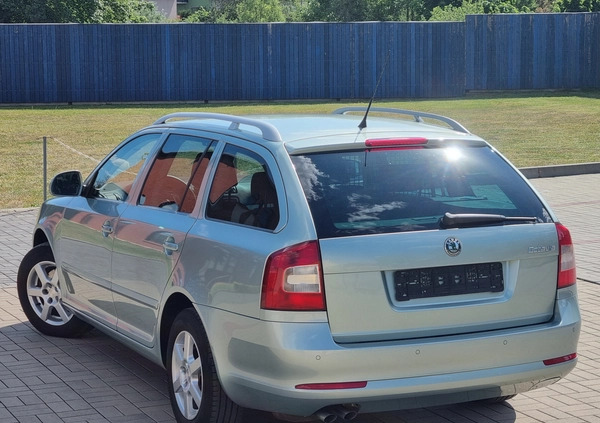 Skoda Octavia cena 19900 przebieg: 193000, rok produkcji 2009 z Żary małe 704